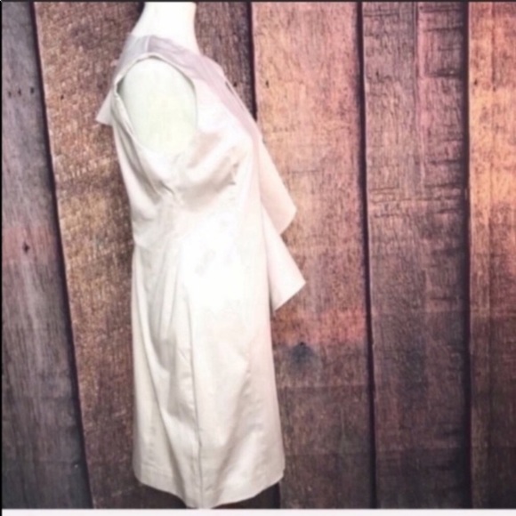 Frill shoulder dress by French Connection - Picture 4 of 6